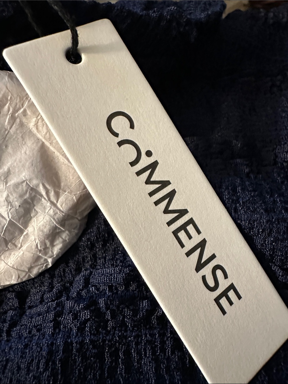 New with Tag! Commense One-Shoulder Navy Textured Top with Gold Accent Sz L - Picture 6 of 9